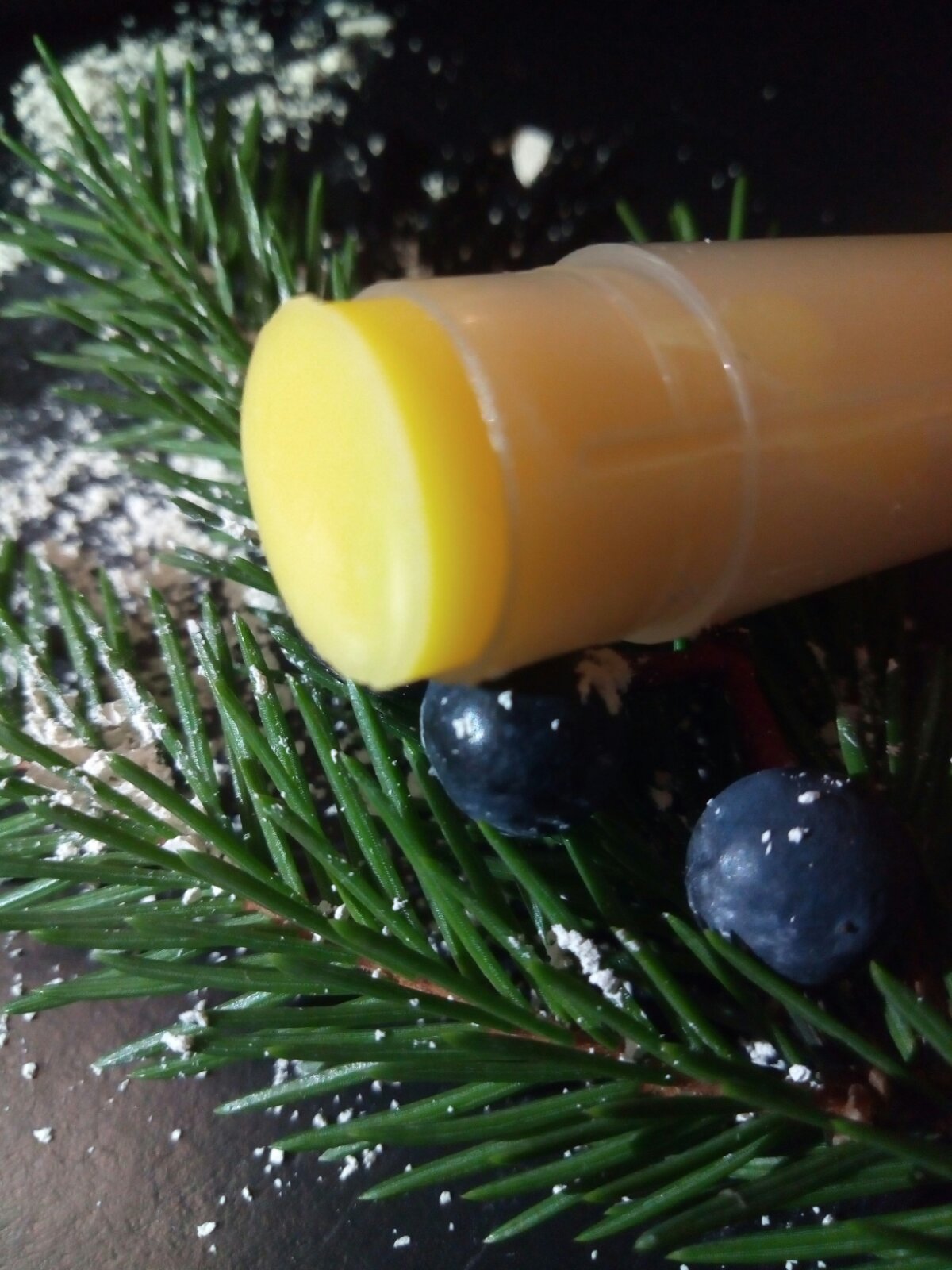 Натуральный бальзам для губ